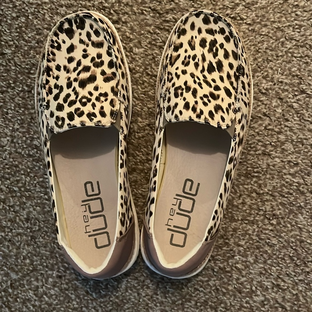Leopard print hey dudes
